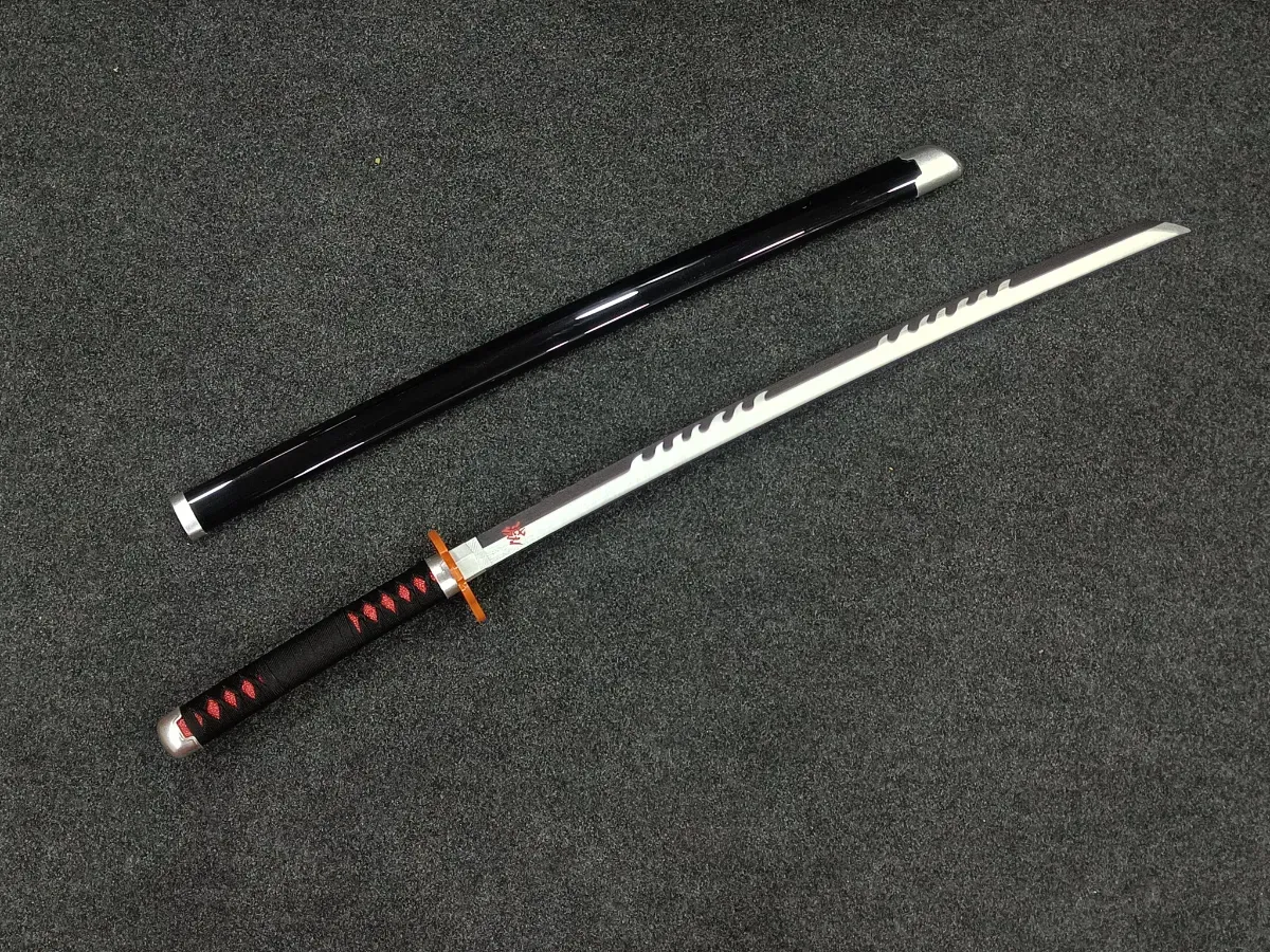 TANJIRO KAMADO KATANA LEVEL 1